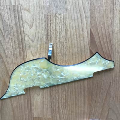 Hofner 500/1 violin bass pickguard cream pearl image 9
