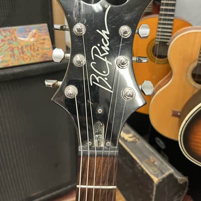 USED B.C. Rich MK5-WL-BK Warlock 2008 COMES WITH GIG BAG! image 4