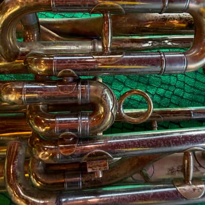 Yamaha YEP-321 4 Valve Euphonium - Lacquer image 8