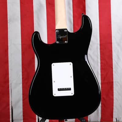 Squier Affinity Stratocaster Pack with Mustang Micro Amp - Black image 9