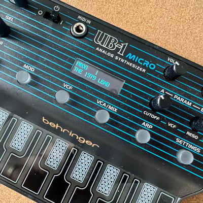 Behringer UB-1 Micro 2026 - Blue Metal image 2