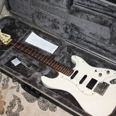 RARE - Schecter Dallas Made HSS Scorcher Mercury Super Strat 1985 + New Case image 2
