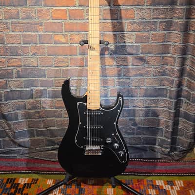Washburn WI14 Electric Guitar Black | Reverb