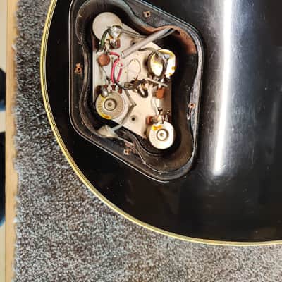 Gibson Les Paul Custom "Black Beauty" 1981 - Corps en Acajou, Table en Érable, Manche en Acajou, touche en ébène, accastillage doré, image 17