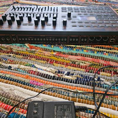 Behringer LM Drum Hybrid 8/12-Bit Sampling Drum Machine 2025 - Present - Black with Wood Sides image 4