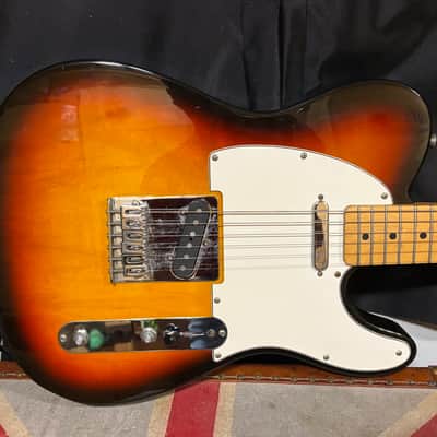 Fender Standard Telecaster 1998 - 2005 - Brown Sunburst image 2