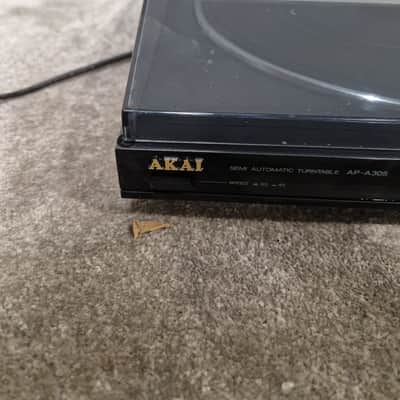 Akai AP-A305 - Semi Automatic Turntable - Black - Good image 3