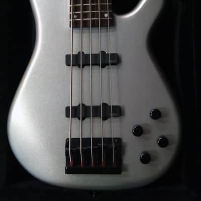 NOS Fernandes Gravity Deluxe 5-string Neck Thru bass. Last one image 1