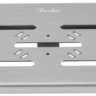 Fender Professional Pedal Board w/ Bag - Medium image 1