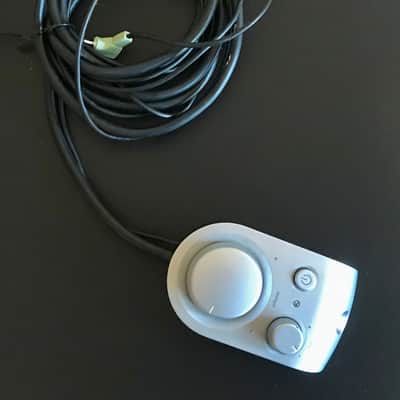 Logitech Z-2300 THX Certified Computer Media 2.1 Speaker System Monitors in Original Box image 8