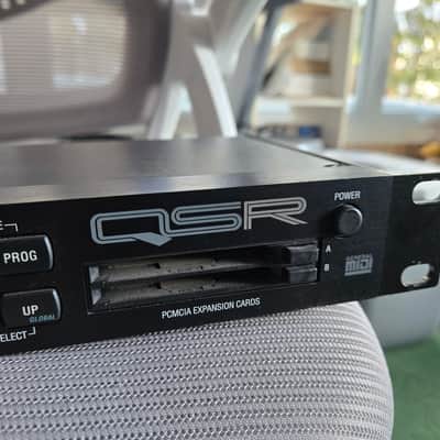 Alesis QSR 2000s - Black image 5