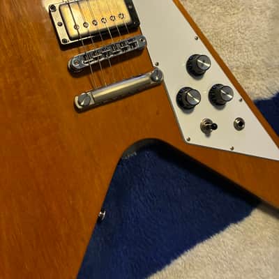 Gibson Flying V 2019 - 2023 - Antique Natural Custombuckers image 4