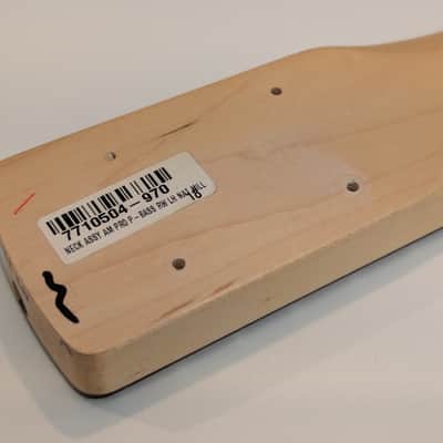 Left handed Fender American Professional Jazz Bass maple neck with rosewood fretboard 2020 image 13