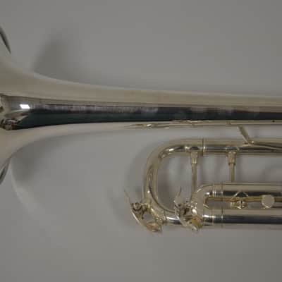 Trompeta Bach Stradivarius 72 estrella Corporation plateada como nueva image 5