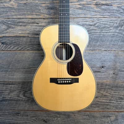 Martin Custom Shop 0-28 Acoustic Guitar w/Case image 1