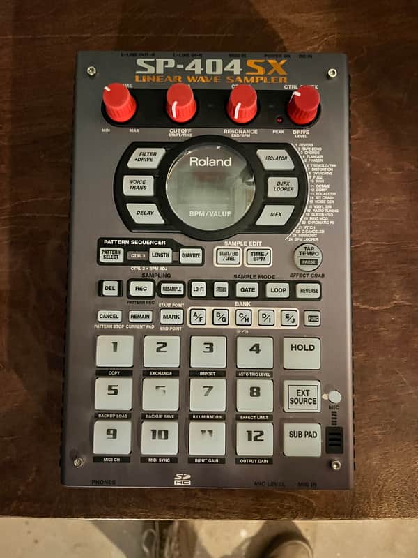 Roland SP-404SX Linear Wave Sampler