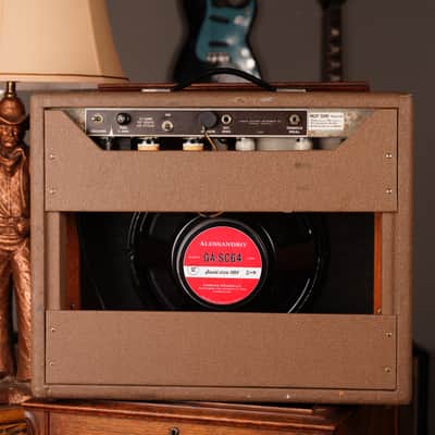 1962 Fender Deluxe Amp image 3