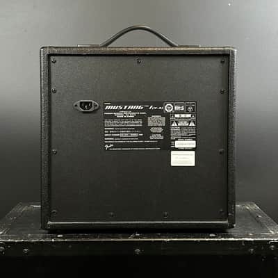 Fender USED Mustang I (V.2), '19 image 3