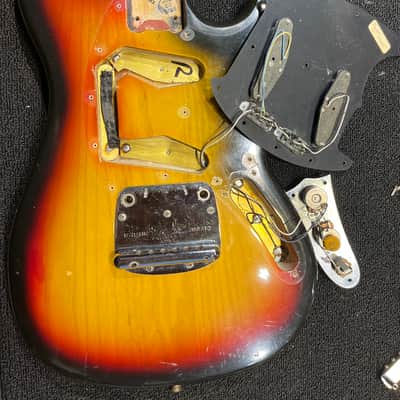 Fender Mustang Sunburst 1977 image 12