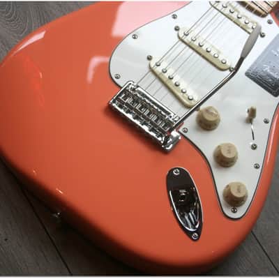 FENDER "Limited Edition Player Stratocaster, Maple Fingerboard, Pacific Peach" 3, 68 KG image 3