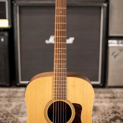Taylor Academy 10e Dreadnought Acoustic/Electric Guitar with Gig Bag image 4
