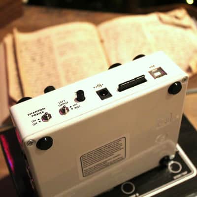 EHX "22500 Dual Stereo Looper with power supply" image 4