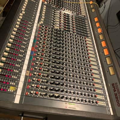 Soundtracs SPA 3200 32-Bus Analog Mixing Console (with Original PSU) image 5