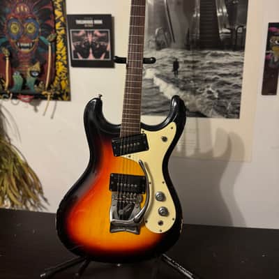 Mosrite Ventures 1964 - Sunburst image 3
