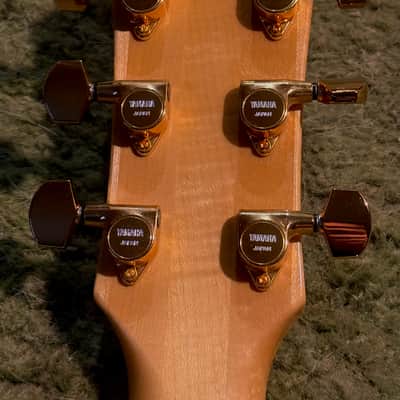 Yamaha AEX1500 Acoustic Electric Hybrid Jazz Guitar - Natural image 16