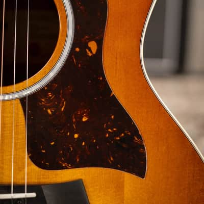 Taylor 214ce-K DLX Special Edition Grand Auditorium Acoustic/Electric Guitar - Honeyburst with Hardshell Case image 11