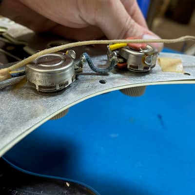 Fender Jazzmaster 1961 3-Color Sunburst image 22