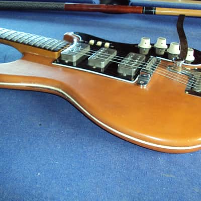 Vintage original Höfner 173 , Vinylcover, Tremolo , 3 Pickups, from 1962 image 4