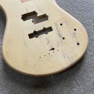 Basswodo 4 String Bass DIY Project Body image 2