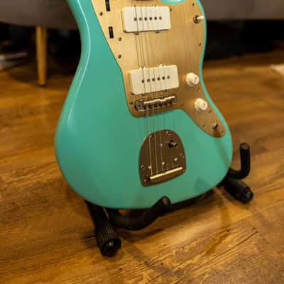Squier 40th Anniversary Vintage Edition Jazzmaster 2022 - Present Satin Sea Foam Green image 4
