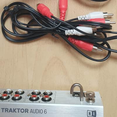 Native Instruments Traktor Scratch A6 Interface 2010s - Silver image 7