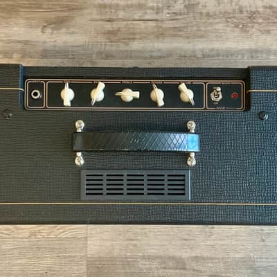 Vox AC10C1 Custom 10-Watt 1x10" Guitar Combo image 2