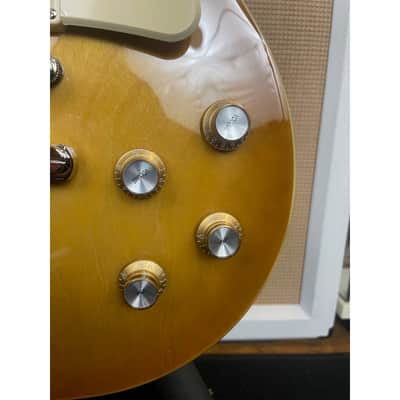 Epiphone Les Paul Classic Honey Burst image 3