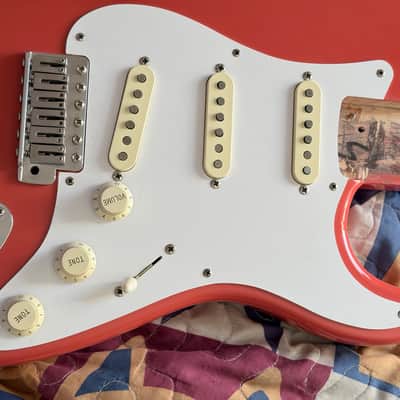 Fender American Vintage '57 Stratocaster 1990s - Fiesta Red image 18