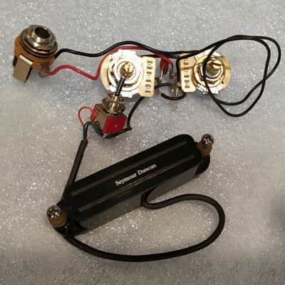 Pre-soldered Ready-to-Go Custom Wiring Harness for Squier Bronco Bass | Seymour Duncan SHR-1 Hot Rails Humbucker +3-way Mini-Switch -> Series / Split / Parallel | Full-size CTS Pots + Switchcraft Output Jack image 7