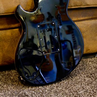Yamaha WES BORLAND SIGNATURE GUITAR image 7