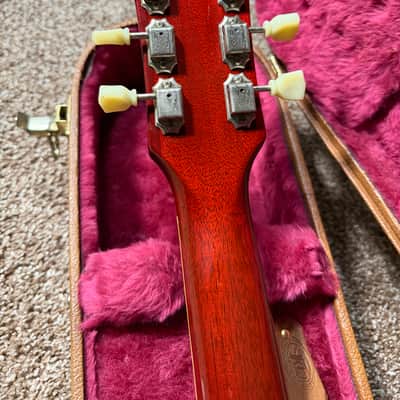 Gibson 1997 Custom Shop Historic Collection '58 Les Paul Standard Reissue with Bigsby - Cherry image 16