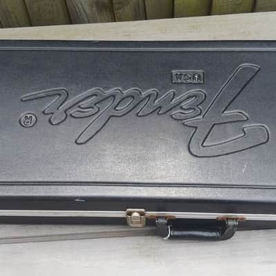 Fender Bullet / Musicmaster Electric Guitar Case 80s - will not fit a strat image 5