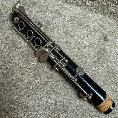 Bundy Bb Clarinet w/ Case - AS IS image 6