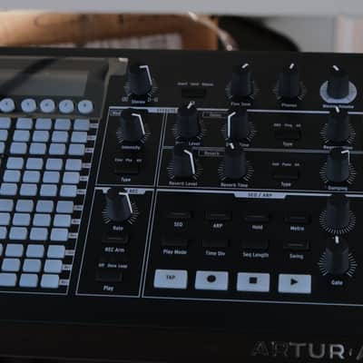 Arturia PolyBrute Noir 61-Key Synthesizer 2023 - Present - Black image 10