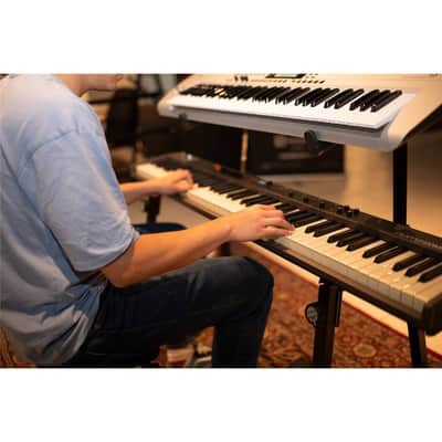 QUIK LOK WS-422 Fully Adjustable Add-On Second Tier for WS/421 Keyboard Stand - Heavy Duty Steel Dual Extension Arms with Adjustable Height, Depth, Angle, and Tilt, 75 lbs Capacity, Black image 6