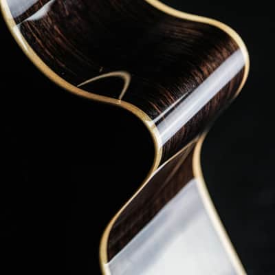 2019 Taylor 812ce 12-Fret DLX natural image 11