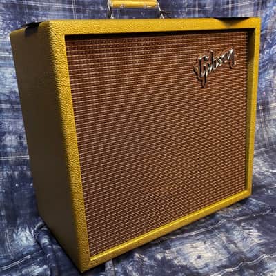 NEW ! 2024 Gibson Falcon 5 1x10 Combo - Bizarre Guitar 50th Anniversary Limited Edition - Gold Top Vinyl Oxblood Grille - Celestion Creamback Speaker - Authorized Dealer image 6
