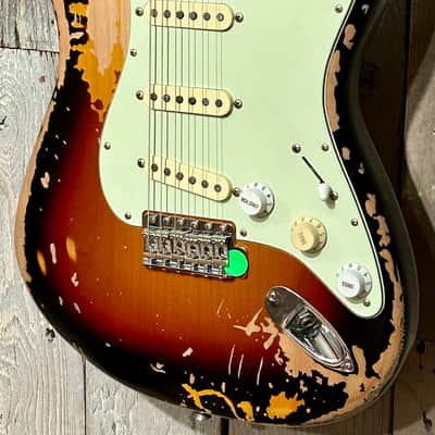 New Fender Mike McCready Signature Stratocaster - 3-Color Sunburst Relic, Support Small Business and Shop Here! image 5