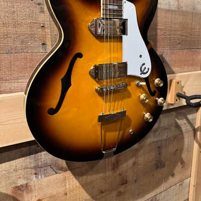 Epiphone Casino Reissue with Pau Ferro Fretboard 2019 - 2022 - Vintage Sunburst image 2