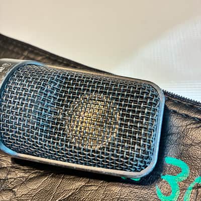 Audio-Technica AE3000 Large-Diaphragm Cardioid Condenser Mic 2010s - Black image 4